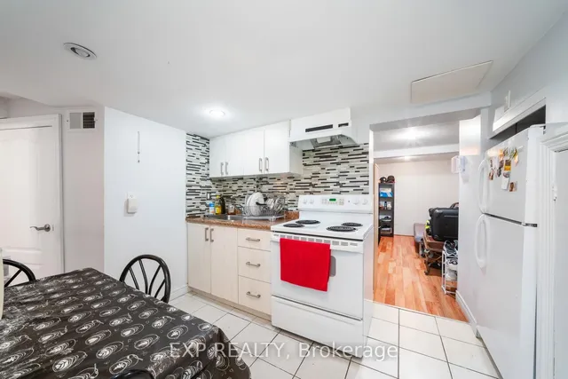 Additional image 16 of 2067 Eglinton Ave