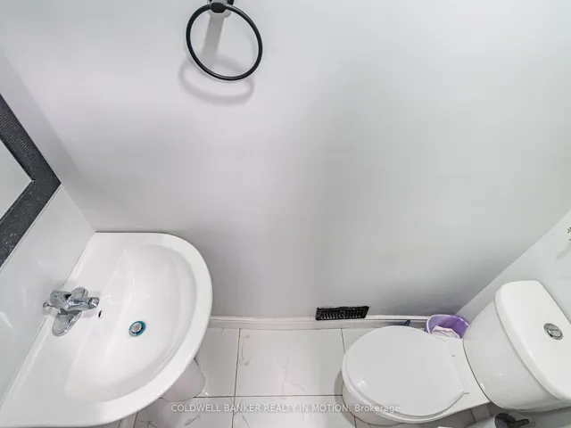 Additional image 24 of 2163 King St