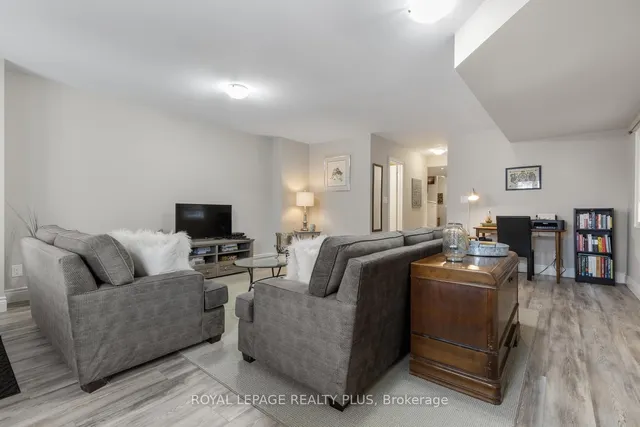 Additional image 37 of 45 Elder Ave