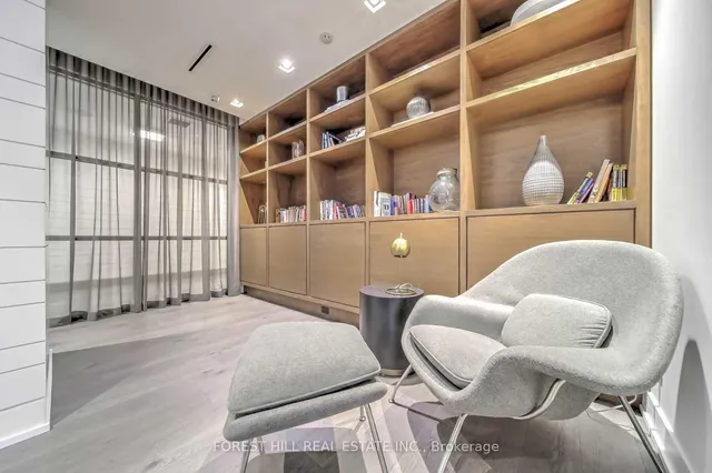 Additional image 38 of 15 Merchants' Wharf N/A Unit 642