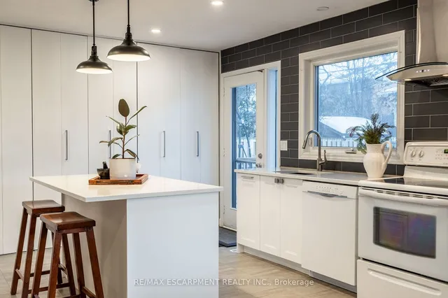 Additional image 15 of 141 BUCKINGHAM Dr