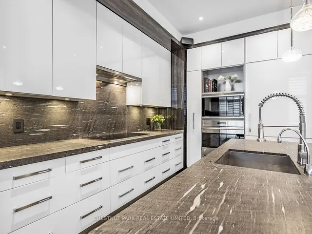 Additional image 17 of 1074 Bay St Unit 11