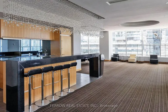 Additional image 23 of 55 Bremner Blvd Unit 1306