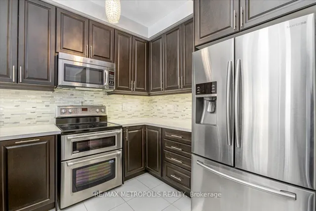 Additional image 11 of 101 Lesabre Cres