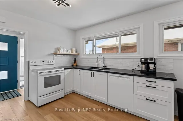 Additional image 11 of 774 Upper Sherman Ave