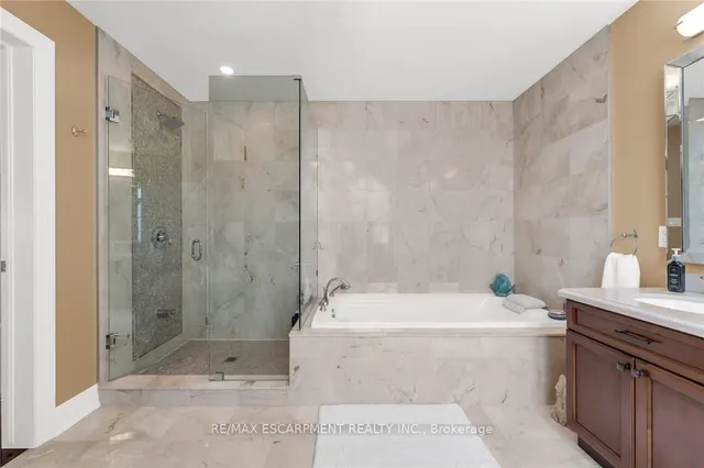 Additional image 21 of 1705 Upper Wellington St