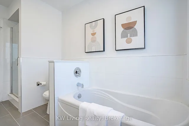 Additional image 29 of 4 Oak Knolls Cres