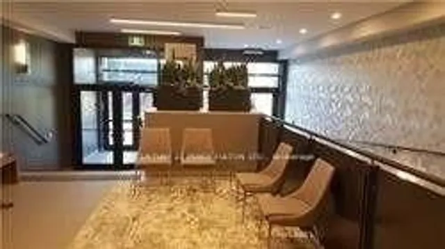 Additional image 3 of 690 King St Unit 115