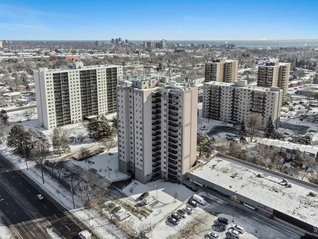 Additional image 4 of 975 WARWICK Crt Unit 1402