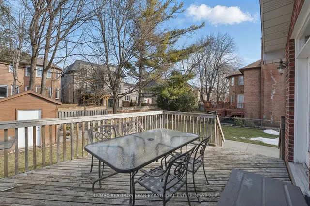 Additional image 38 of 276 Kingsdale Ave