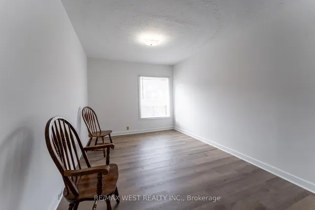 Additional image 26 of 275 Claremont Ave