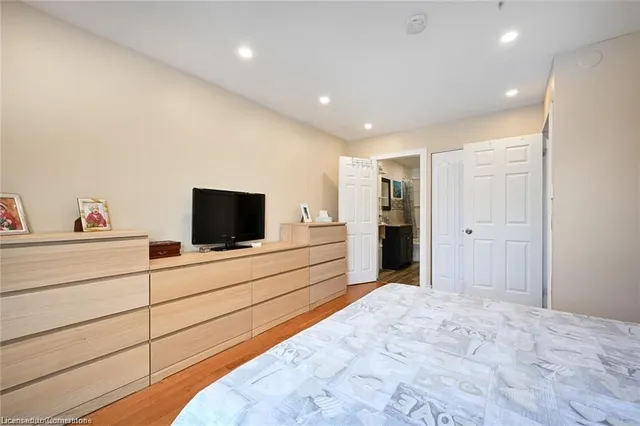 Additional image 19 of 805 Stone Church Rd