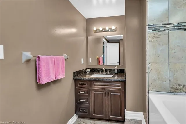 Additional image 37 of 2 Sparrow Crt