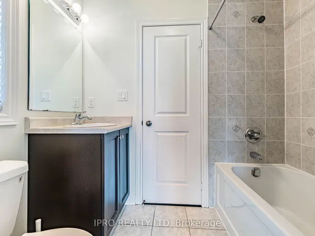 Additional image 34 of 42 Monument Tr