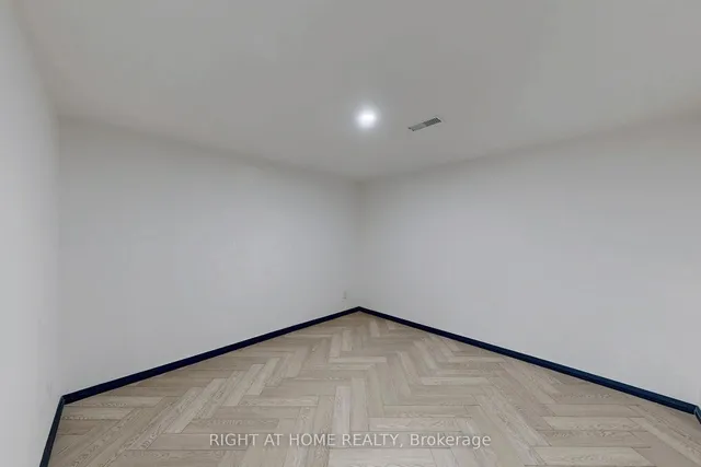 Additional image 22 of 1326 Victoria Park Ave