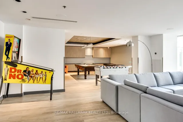 Additional image 20 of 285 Mutual St Unit 608