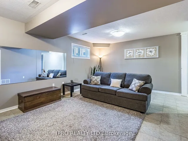 Additional image 22 of 182 Highbury Dr