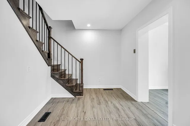 Additional image 17 of 417 Paling Ave