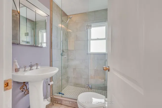 Additional image 32 of 479 Kingsleigh Crt