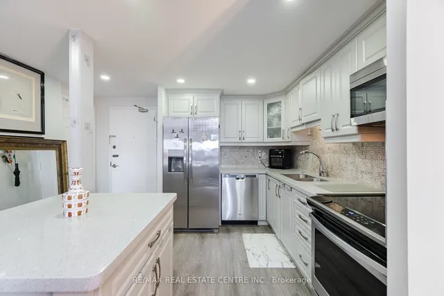 Additional image 8 of 1359 White Oaks Blvd Unit 706