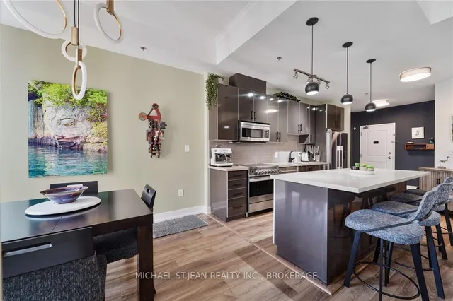 Additional image 19 of 90 Charlton Ave Unit 801