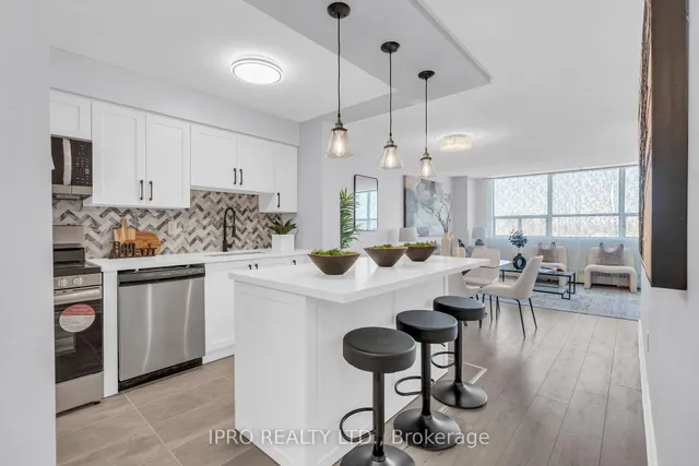 45 Sunrise Ave Unit 602