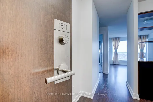 Additional image 7 of 181 Village Green Sq Unit 1511