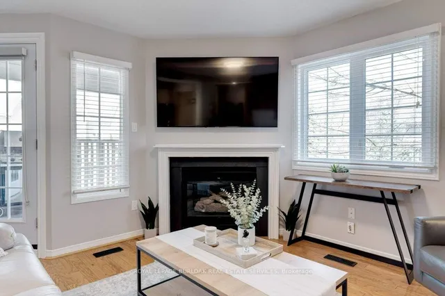 Additional image 8 of 2055 Walkers Line Unit 237