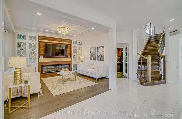 Additional image 24 of 174 Bayhampton Dr