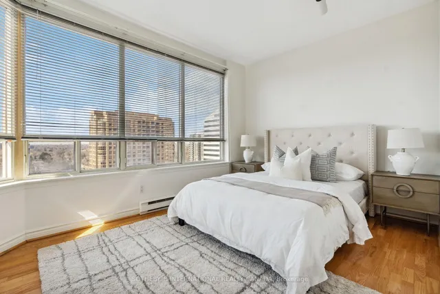 Additional image 24 of 30 Greenfield Ave Unit PH11