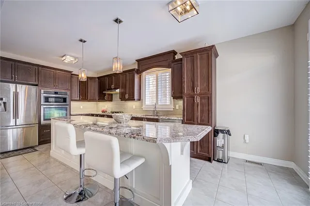 Additional image 13 of 119 Hazelton Ave