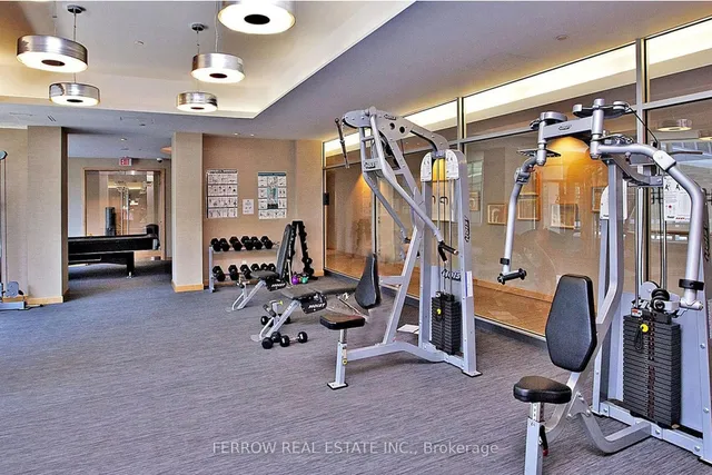 Additional image 31 of 55 Bremner Blvd Unit 1306