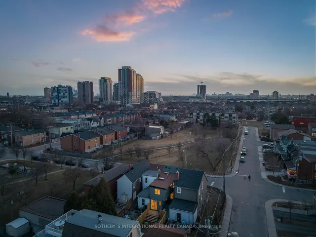 Additional image 37 of 95 Lightbourn Ave