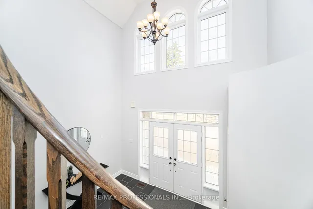 Additional image 29 of 35 Lampman Cres