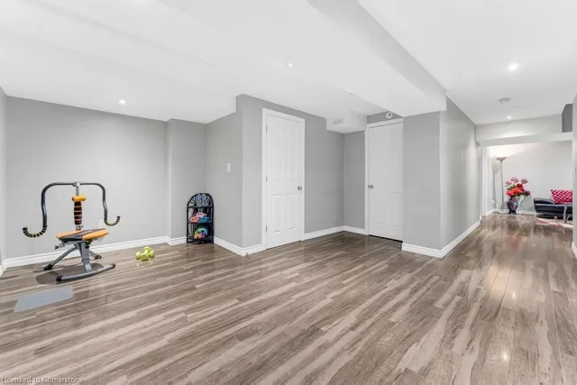 Additional image 40 of 71 Cook St