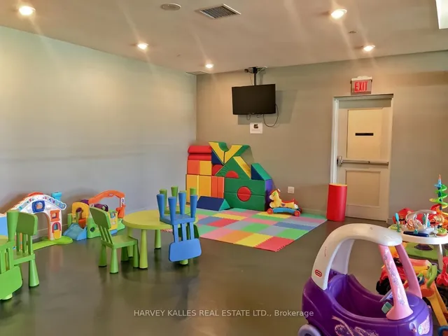 Additional image 40 of 21 Iceboat Terr Unit 2909