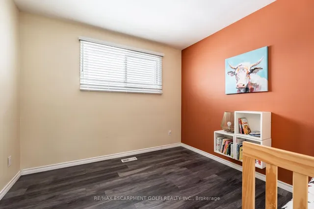 Additional image 17 of 157 Fielding Cres