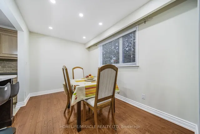 Additional image 26 of 38 River View Dr