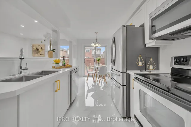 Additional image 18 of 18 Tessler Cres