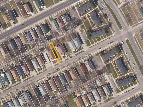 1960 Taylor St, Detroit, MI 48206