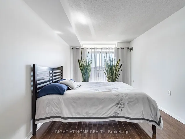 Additional image 20 of 650 Lawrence Ave Unit 646