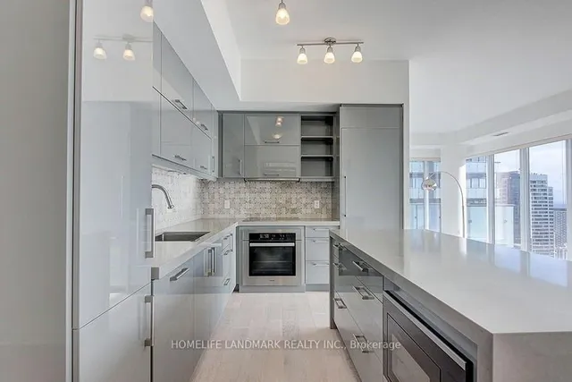 Additional image 8 of 65 St Mary St Unit 4401