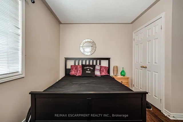 Additional image 36 of 100 Beddoe Dr Unit 27