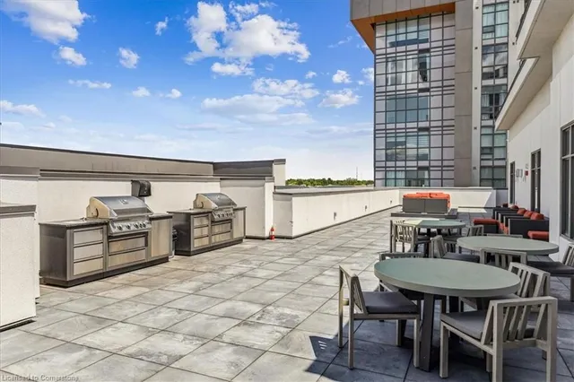 Additional image 39 of 450 Dundas St Unit 312