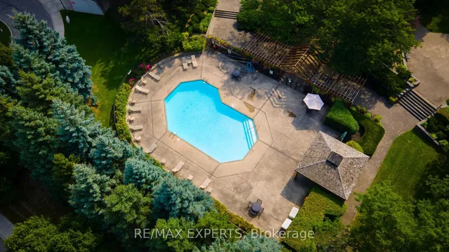 Additional image 34 of 10 Laurelcrest St Unit 412