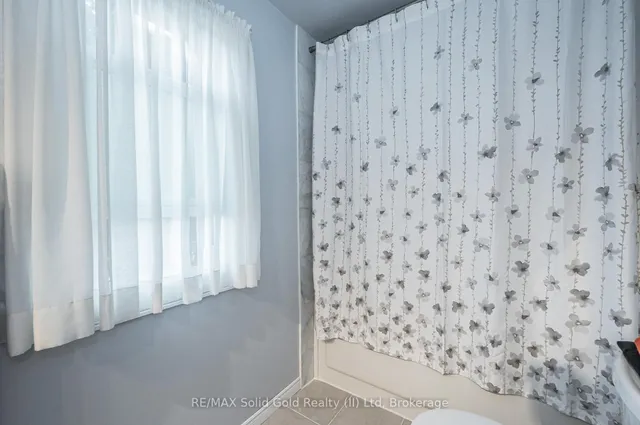 Additional image 24 of 9 Old Maple Lane