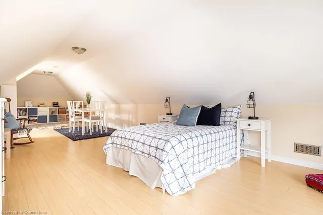 Additional image 35 of 14 Webber St