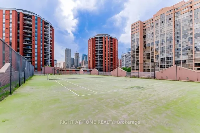 Additional image 26 of 60 Homewood Ave Unit 201