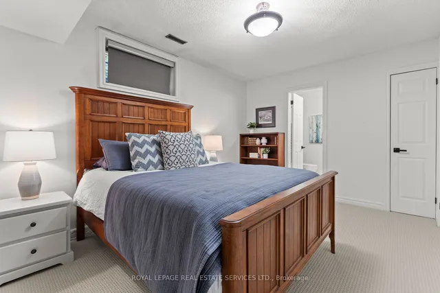 Additional image 33 of 2110 New St Unit 8