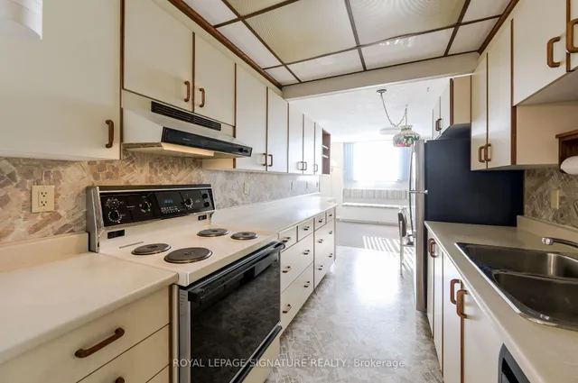 Additional image 17 of 812 Burnhamthorpe Rd Unit 907